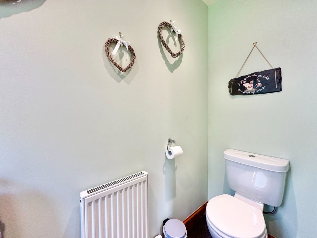 Property photo 3 of 23