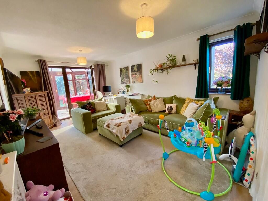 Property photo 2 of 8 Image