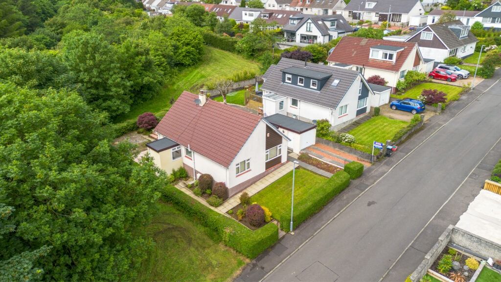 Property photo 2 of 26