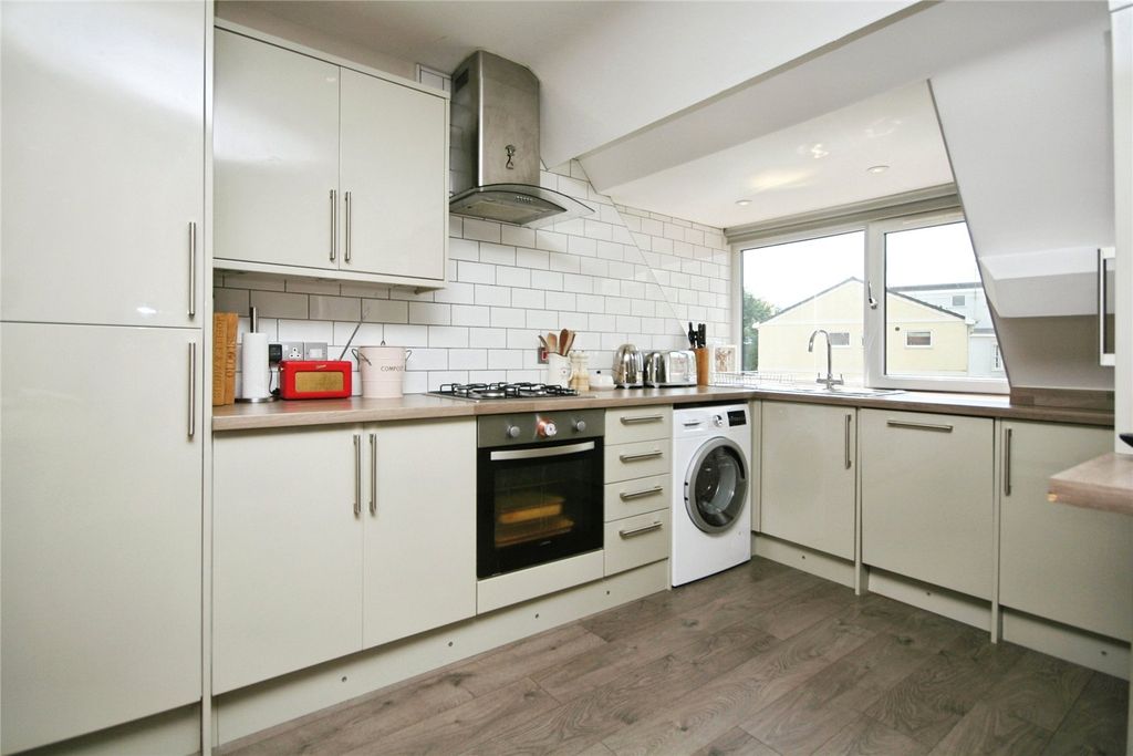 Property photo 1 of 10 Picture No. 15