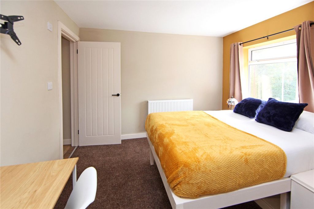 Property photo 1 of 21 Picture No. 19