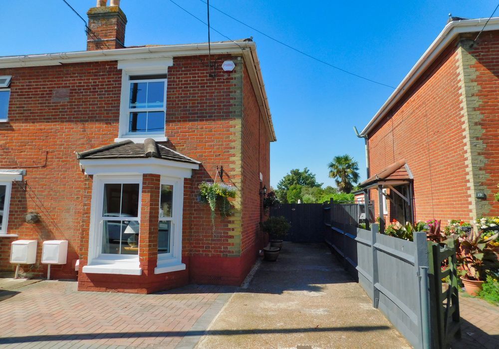 Property photo 1 of 18