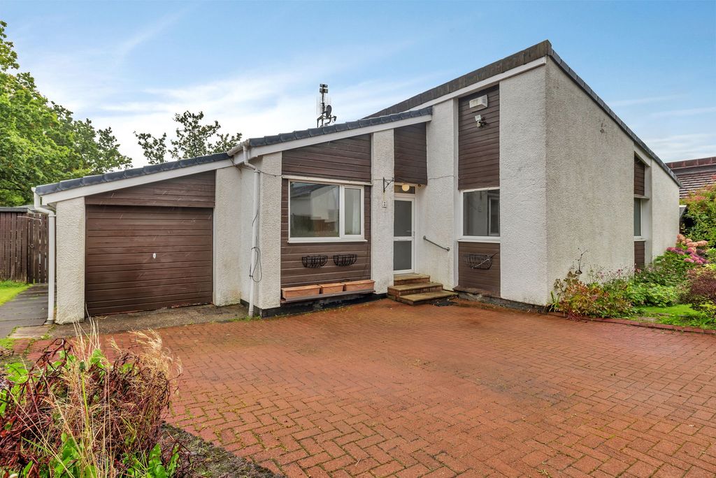 Property photo 2 of 25 1