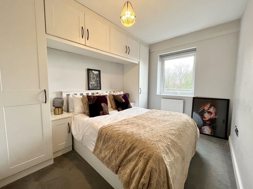 Property photo 1 of 11 Bedroom