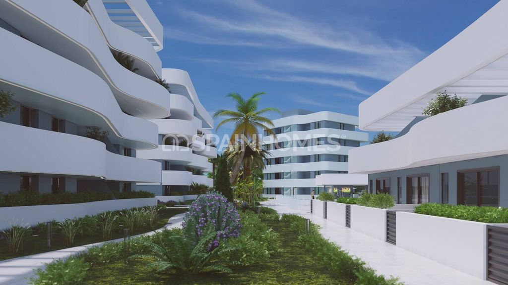 Property photo 2 of 34