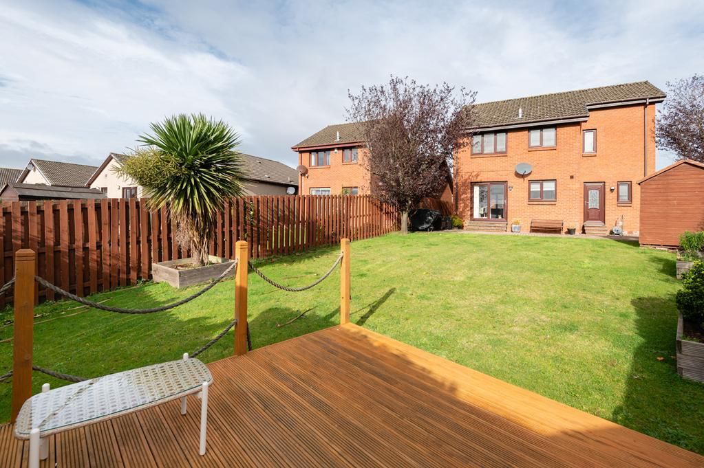 Property photo 2 of 23 Lev1389Pem External Rear.Jpg