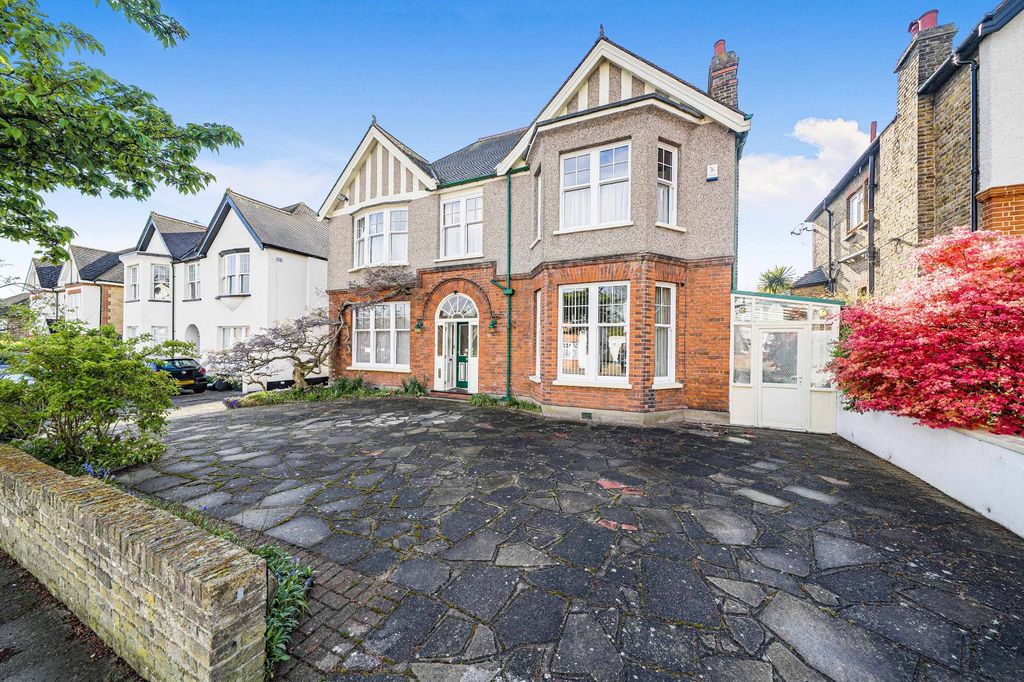 Property photo 1 of 63 Picture No. 35