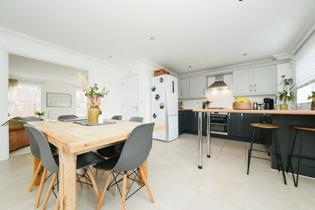 Property photo 1 of 31 Photography