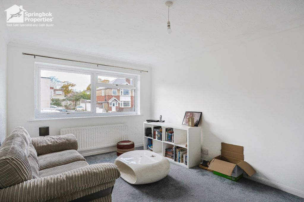 Property photo 2 of 8 Image 1