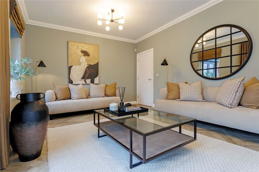 Property photo 2 of 25 Lounge