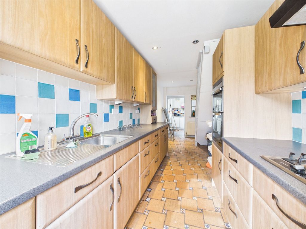 Property photo 3 of 18 Picture No. 08