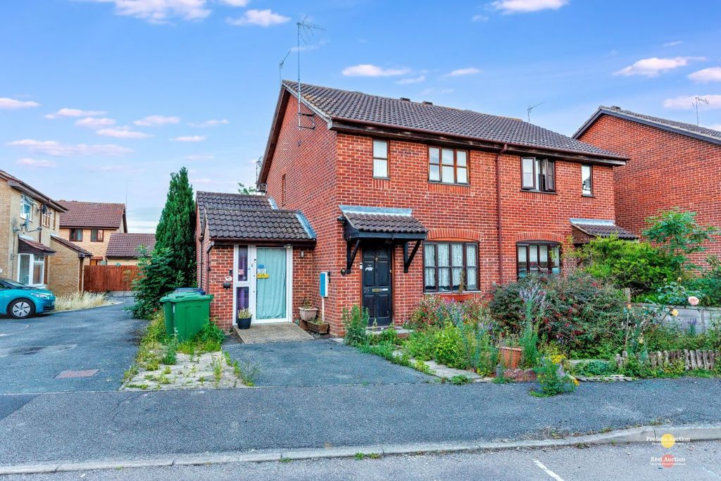 Property photo 1 of 18