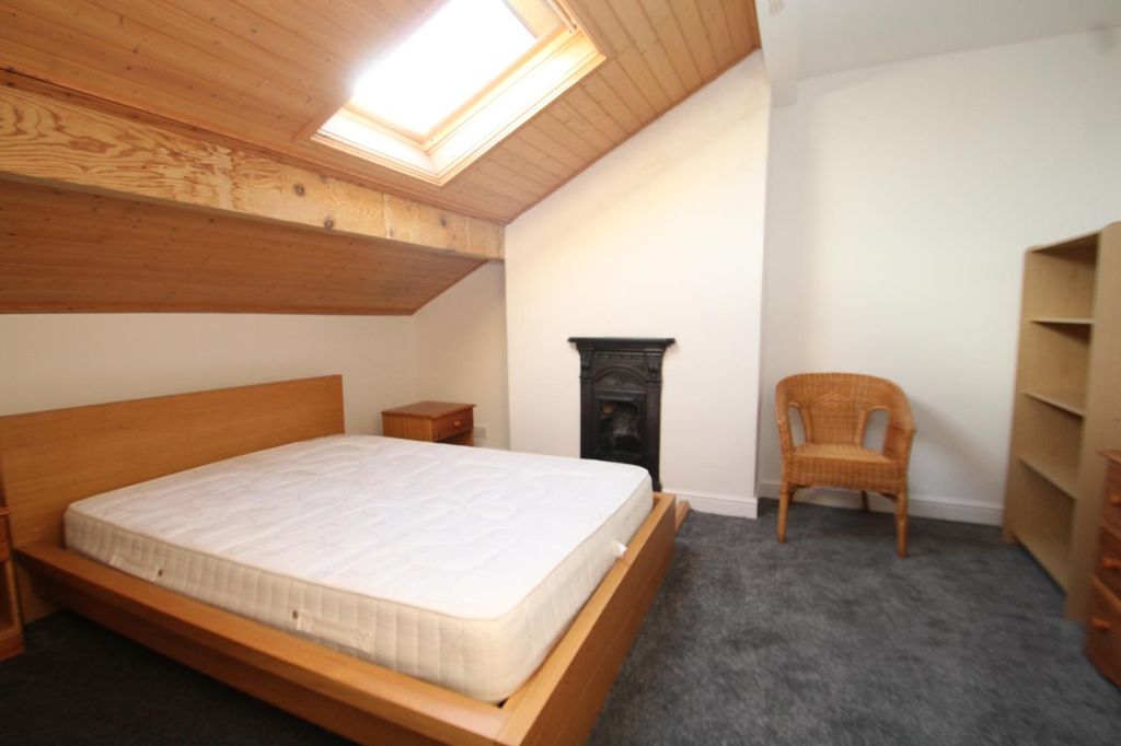 Property photo 3 of 9 0 General