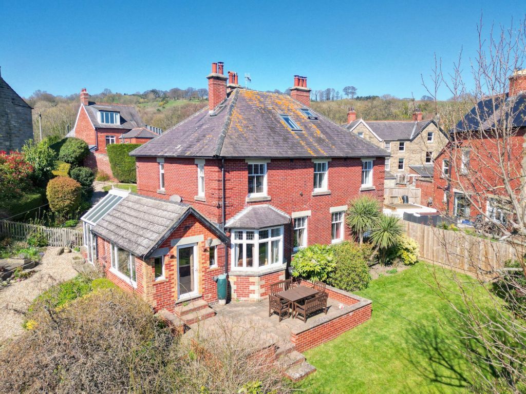 Property photo 1 of 30