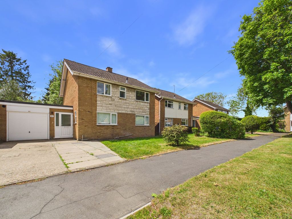 Property photo 1 of 18
