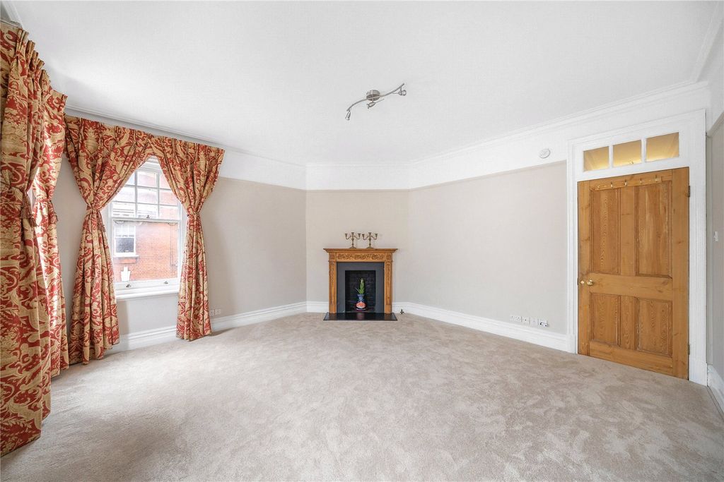 Property photo 3 of 9 Picture No. 08