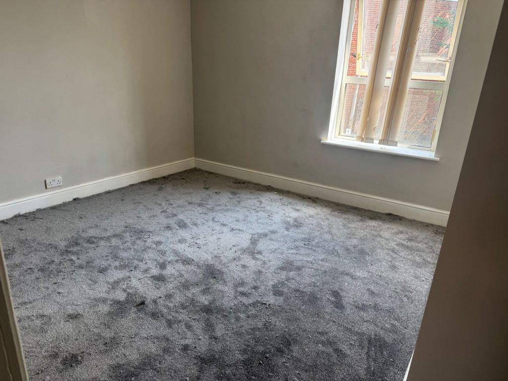 Property photo 3 of 11 Gallery
