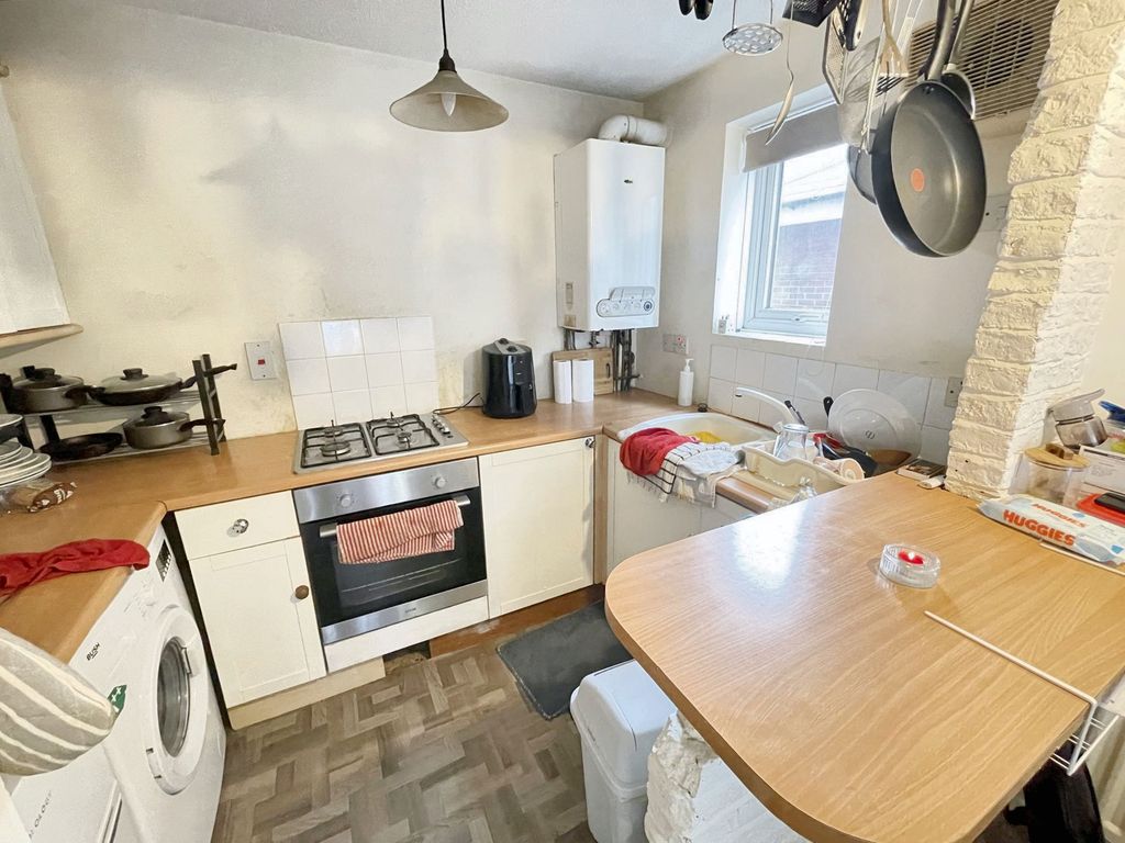 Property photo 3 of 5