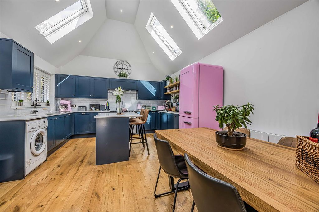 Property photo 3 of 29 Stable Cottage, Finchdean Road, Finchdean-Small-Po