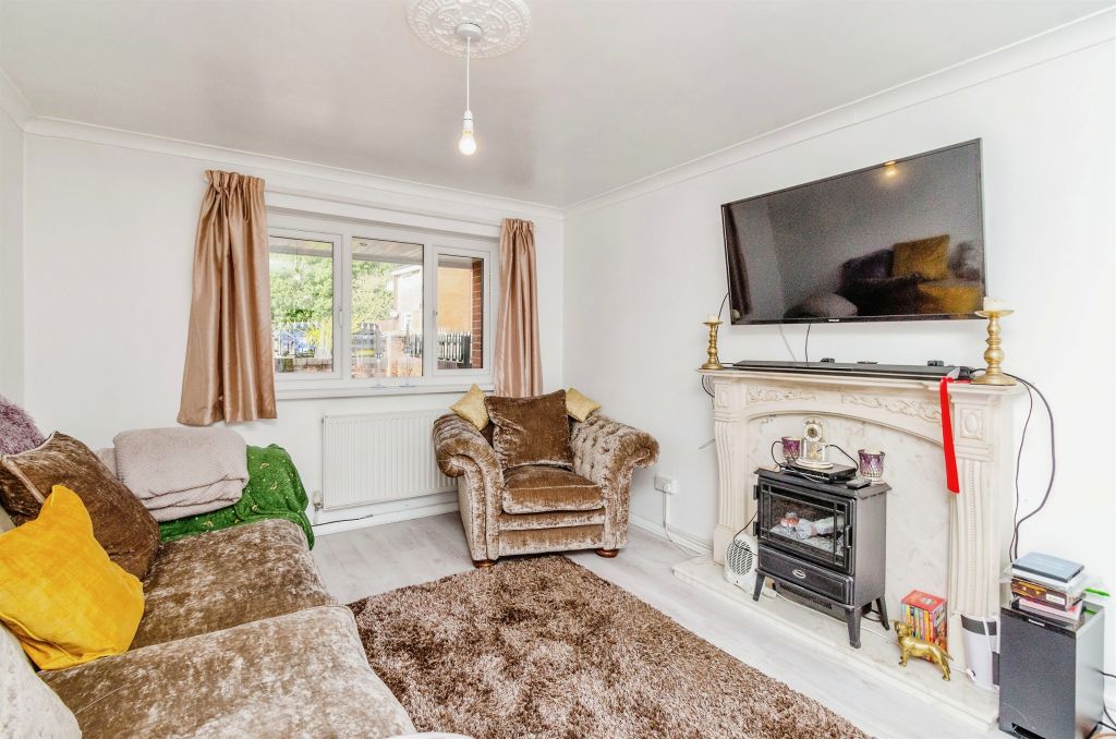 Property photo 2 of 16