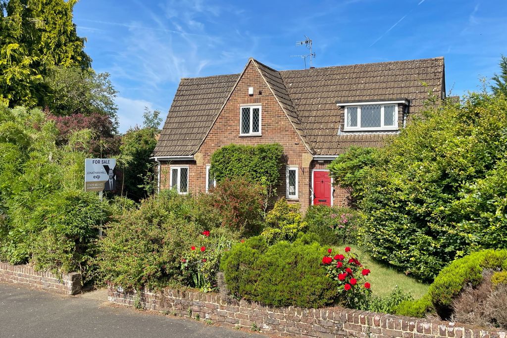 Property photo 1 of 44