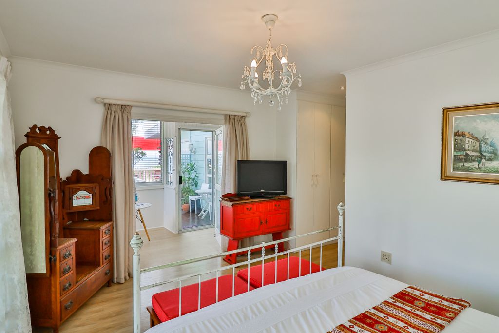Property photo 3 of 48