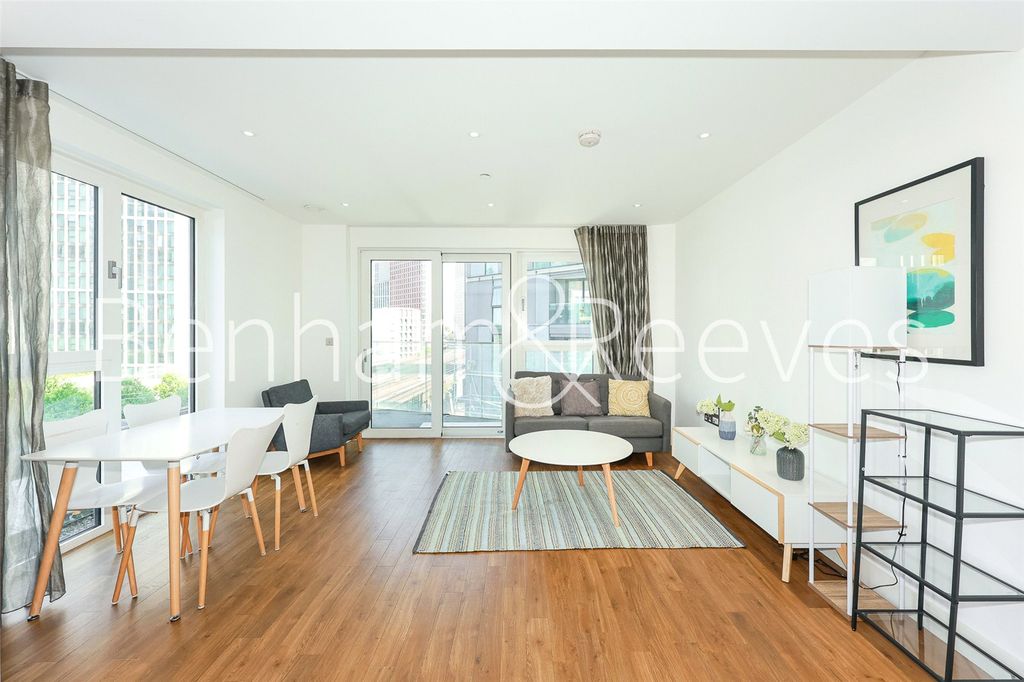 Property photo 3 of 12 Picture No. 05