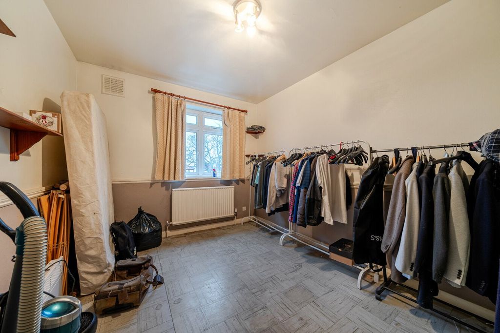 Property photo 3 of 12 Picture No. 01