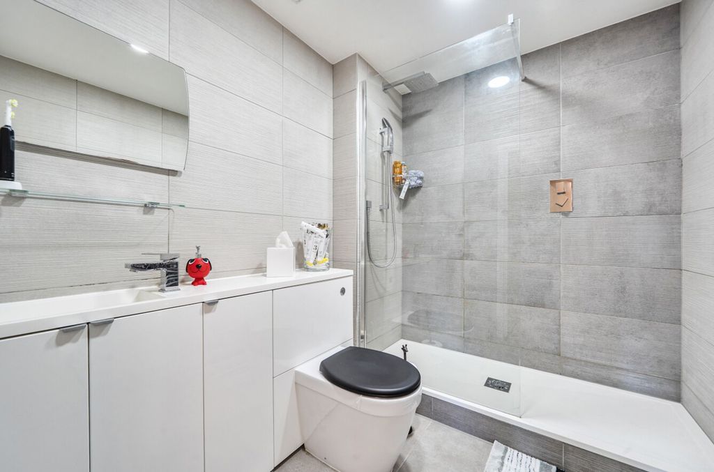 Property photo 3 of 21 1479643-15-6A32c3...