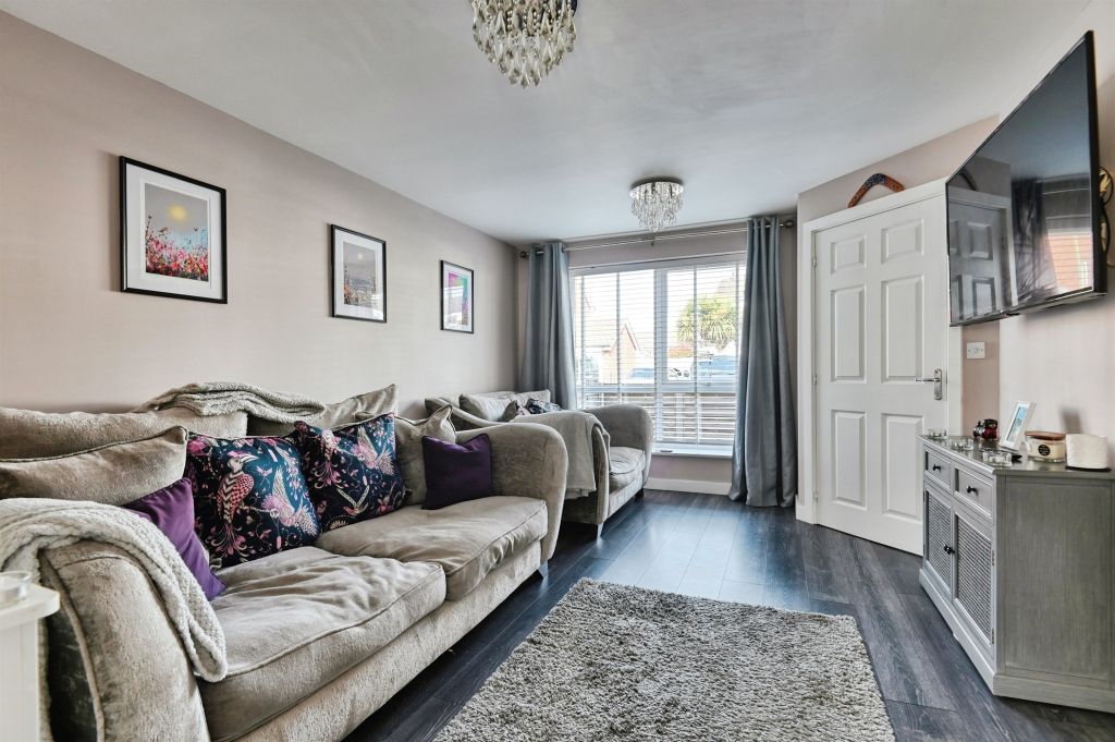 Property photo 3 of 22