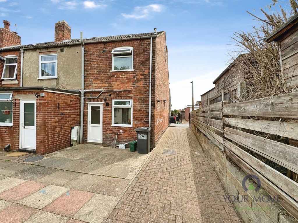 Property photo 1 of 9 Rear