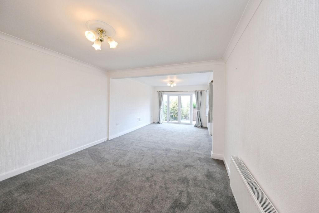 Property photo 2 of 14 Pbox-Img.Jpg