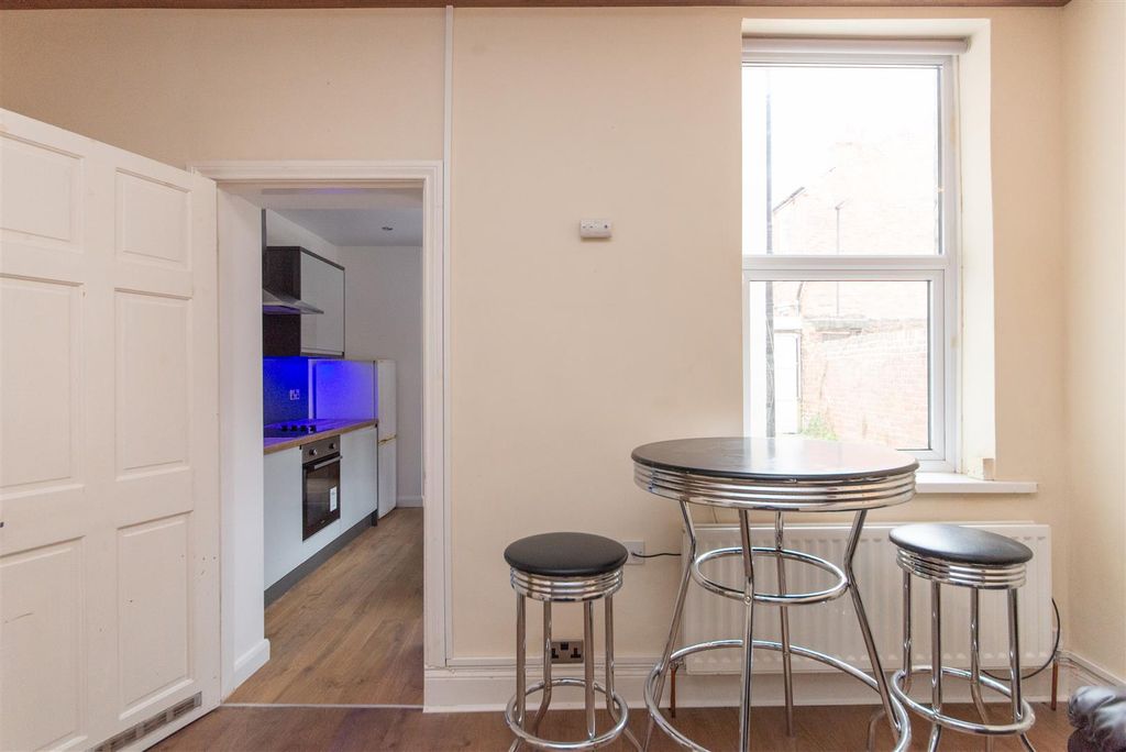Additional image 22 of 6 bed flat for saleBayswater Road, Jesmond, Newcastle Upon Tyne NE2