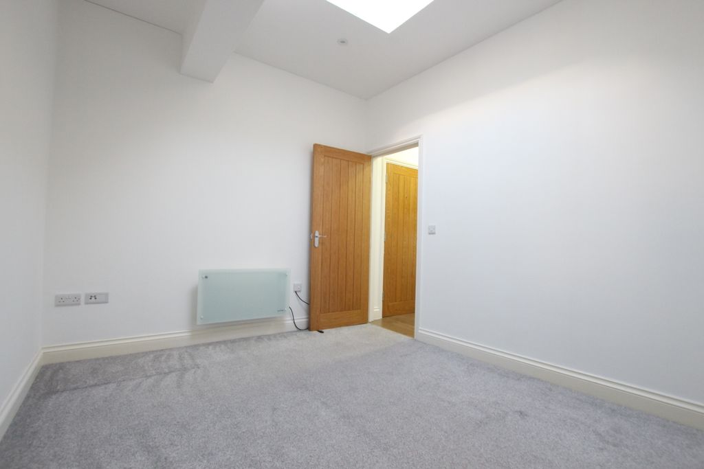 Property photo 3 of 3