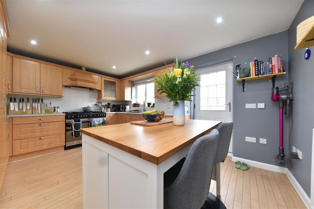 Property photo 2 of 21 Dsc_9471.Jpg