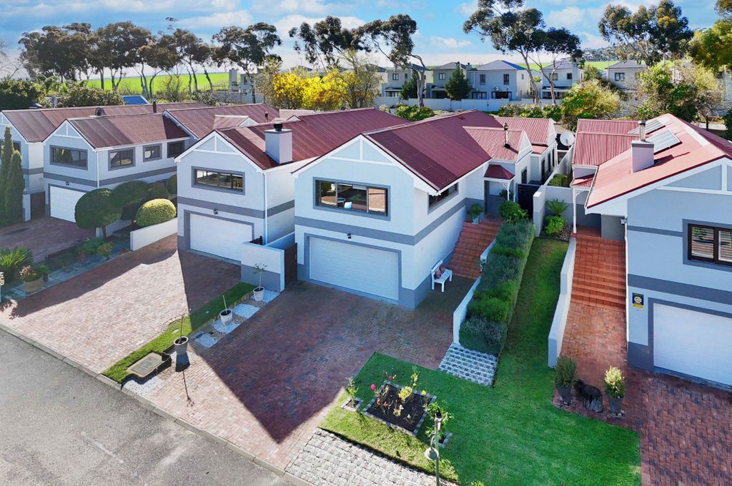 Property photo 1 of 26 Dbv1743107