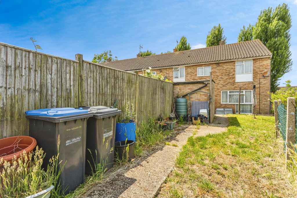 Property photo 2 of 17