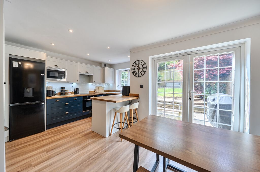 Property photo 2 of 17 1450254-17-69F099...