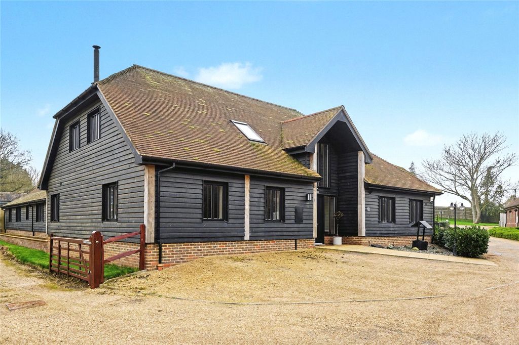 Property photo 1 of 23 External