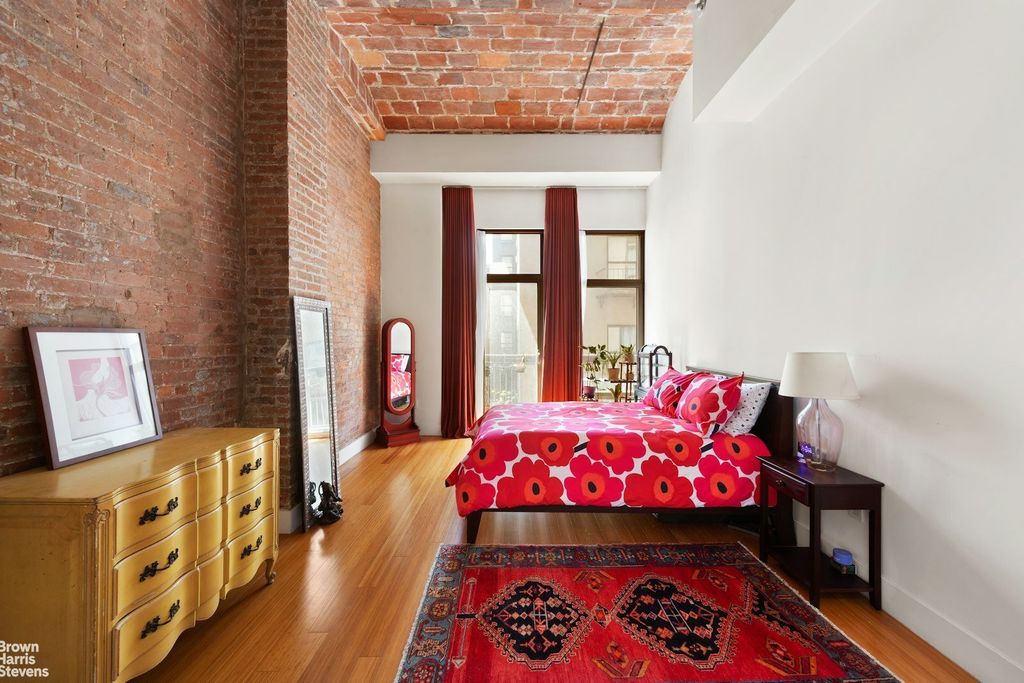Property photo 3 of 12 <Alttext/>