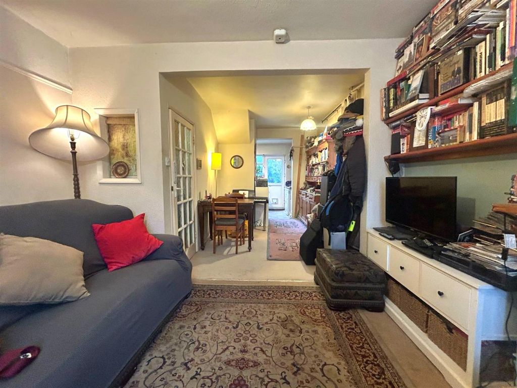 Property photo 3 of 10 New Lounge 2.Jpg