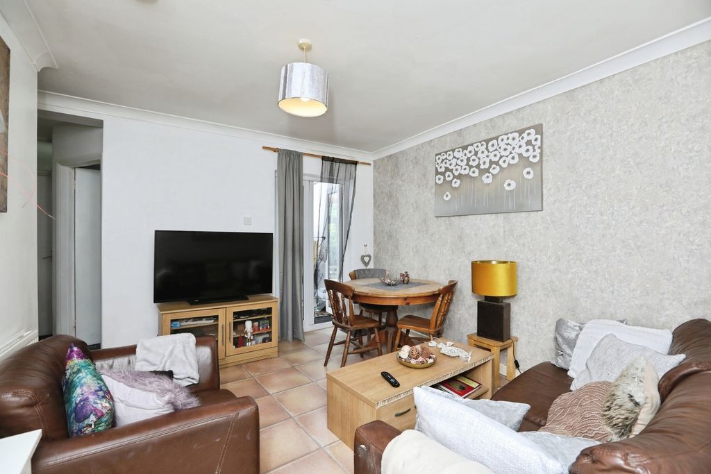Property photo 2 of 13 Pbox-Img.Jpg
