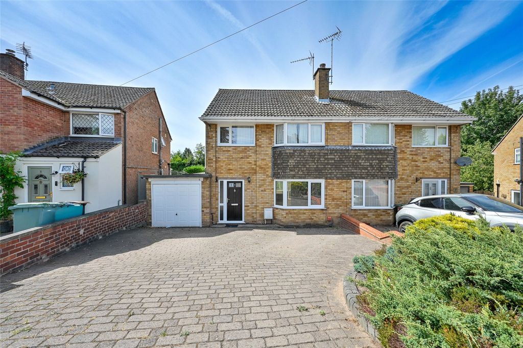 Property photo 1 of 19 Picture No. 04