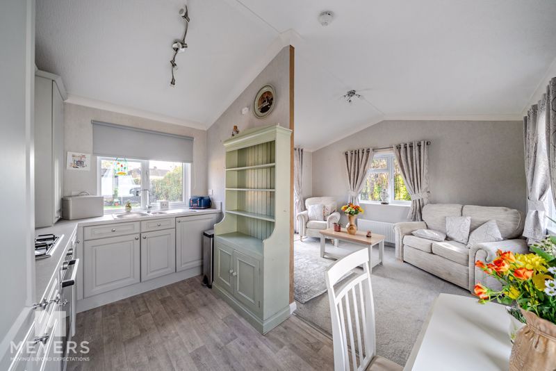 Property photo 3 of 21 Photo 1