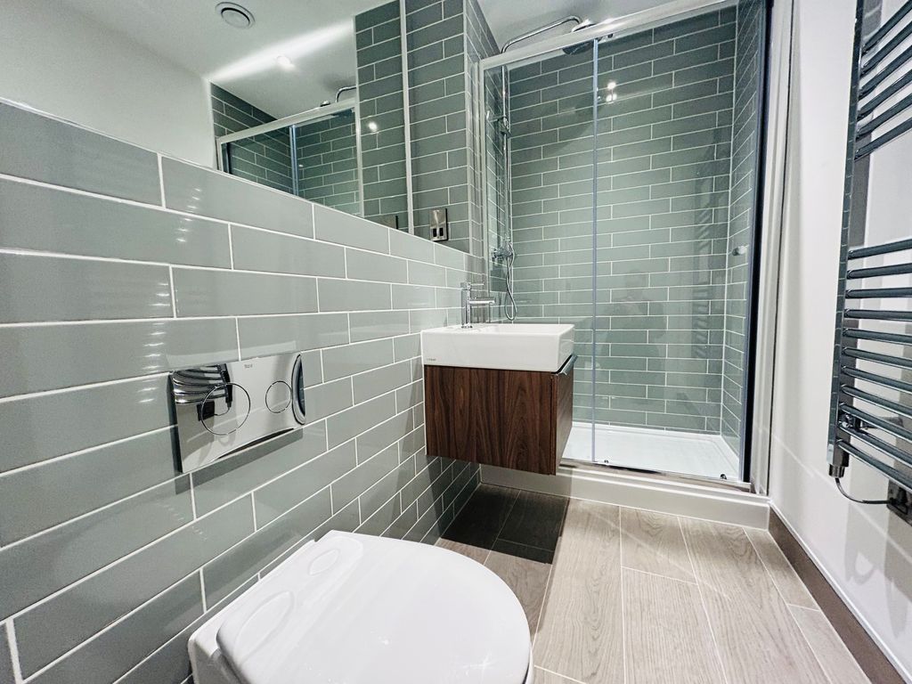 Property photo 3 of 4 Shower Room