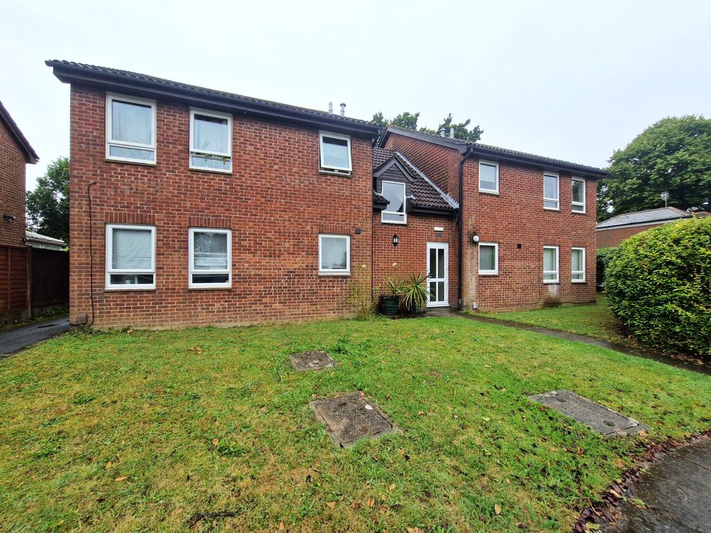 Property photo 1 of 8