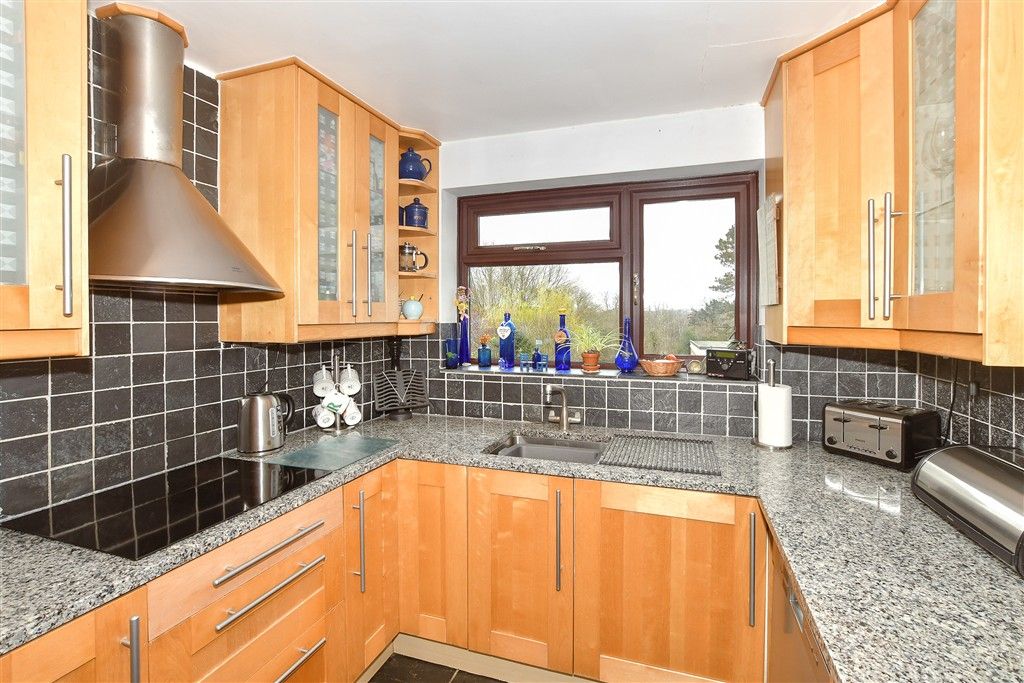 Property photo 2 of 15 Kitchen