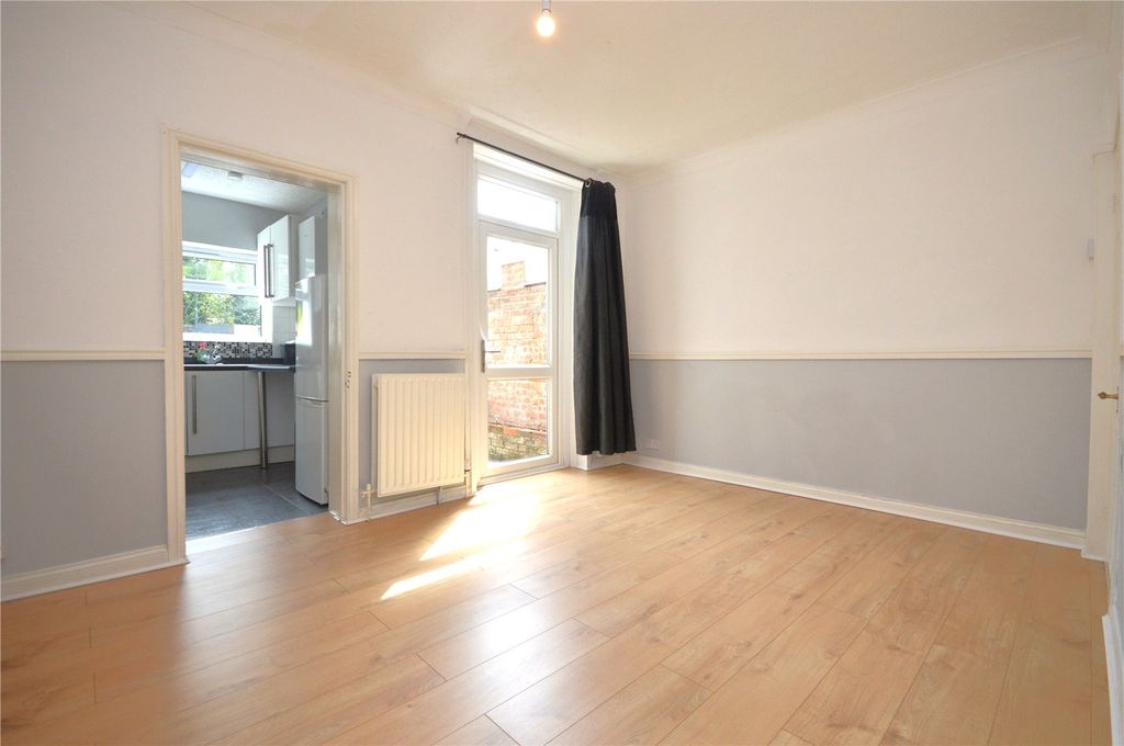 Property photo 3 of 8 Picture No. 03