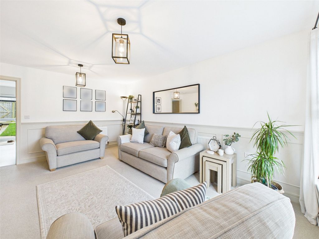 Property photo 3 of 22 Picture No. 21