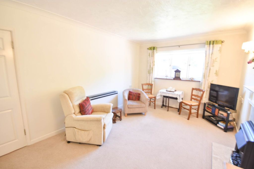 Property photo 2 of 15
